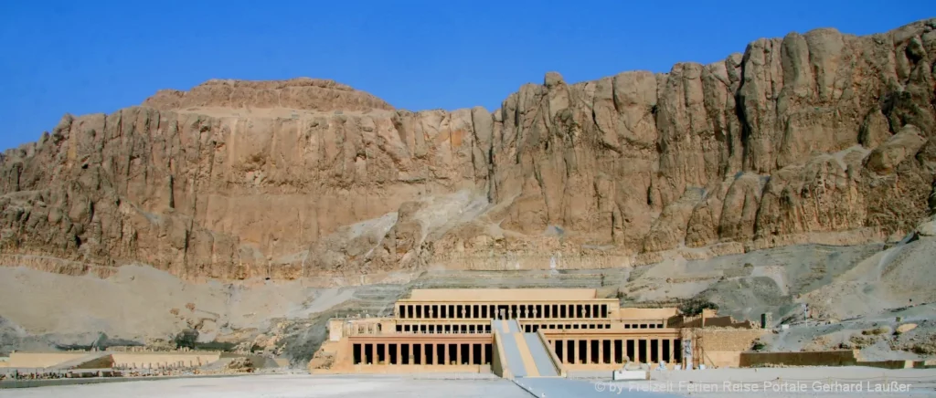 Ägypten Reise Luxor Urlaub Attraktionen Tempel Hatschjeput Ausflug
