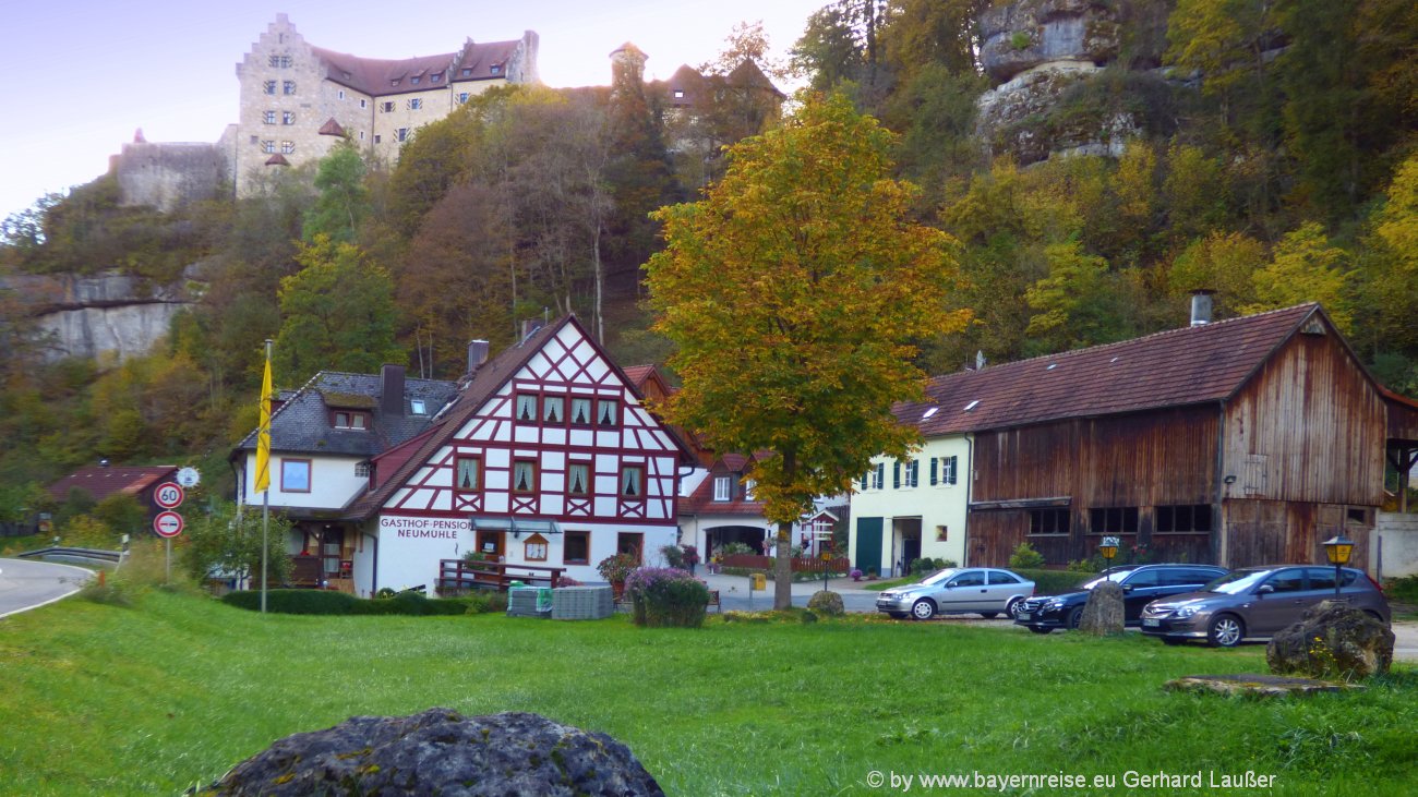 ahorntal-burg-rabenstein-ansicht-von-unten-ausflugsziele-1300