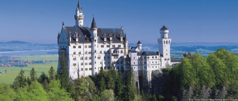 Sehenswürdigkeiten in Schwangau - Schloss Neuschwanstein Märchenschloss von König Ludwig Sehenswürdigkeiten in Schwangau - Schloss Neuschwanstein Märchenschloss von König Ludwig
