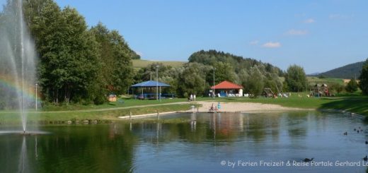 arracher-seepark-badesee-arrach-wasser-spielplatz-panorama-660