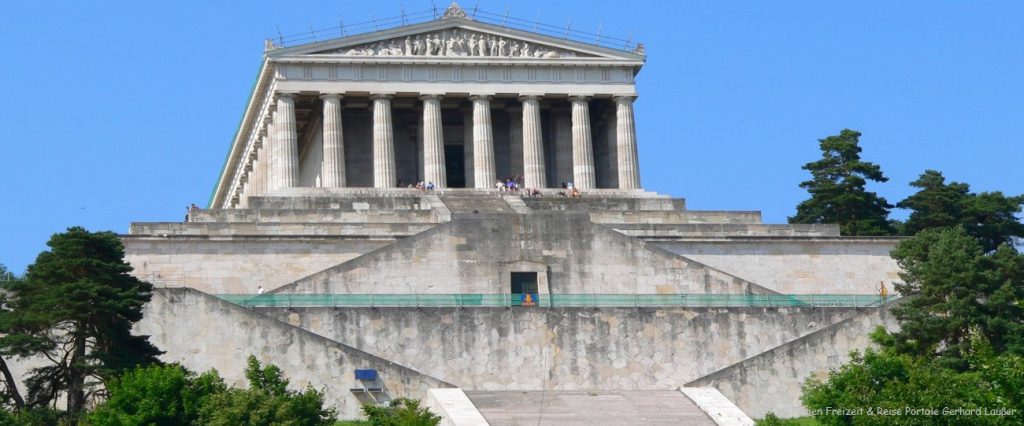 Walhalla in Donaustauf bei Regensburg Ausflugsziele in Bayern Highlights Attraktionen Walhalla Donaustauf