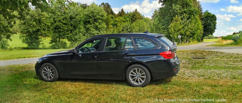 Auto Reisen nach Bayern Urlaub fahren mit Diesel KFZ BMW in Deutschland