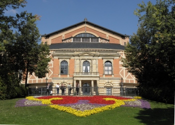 Sehenswürdigkeiten Fränkische Schweiz Richard Wagner Festspielhaus Bayreuth Sehenswürdigkeiten Fränkische Schweiz Richard Wagner Festspielhaus Bayreuth
