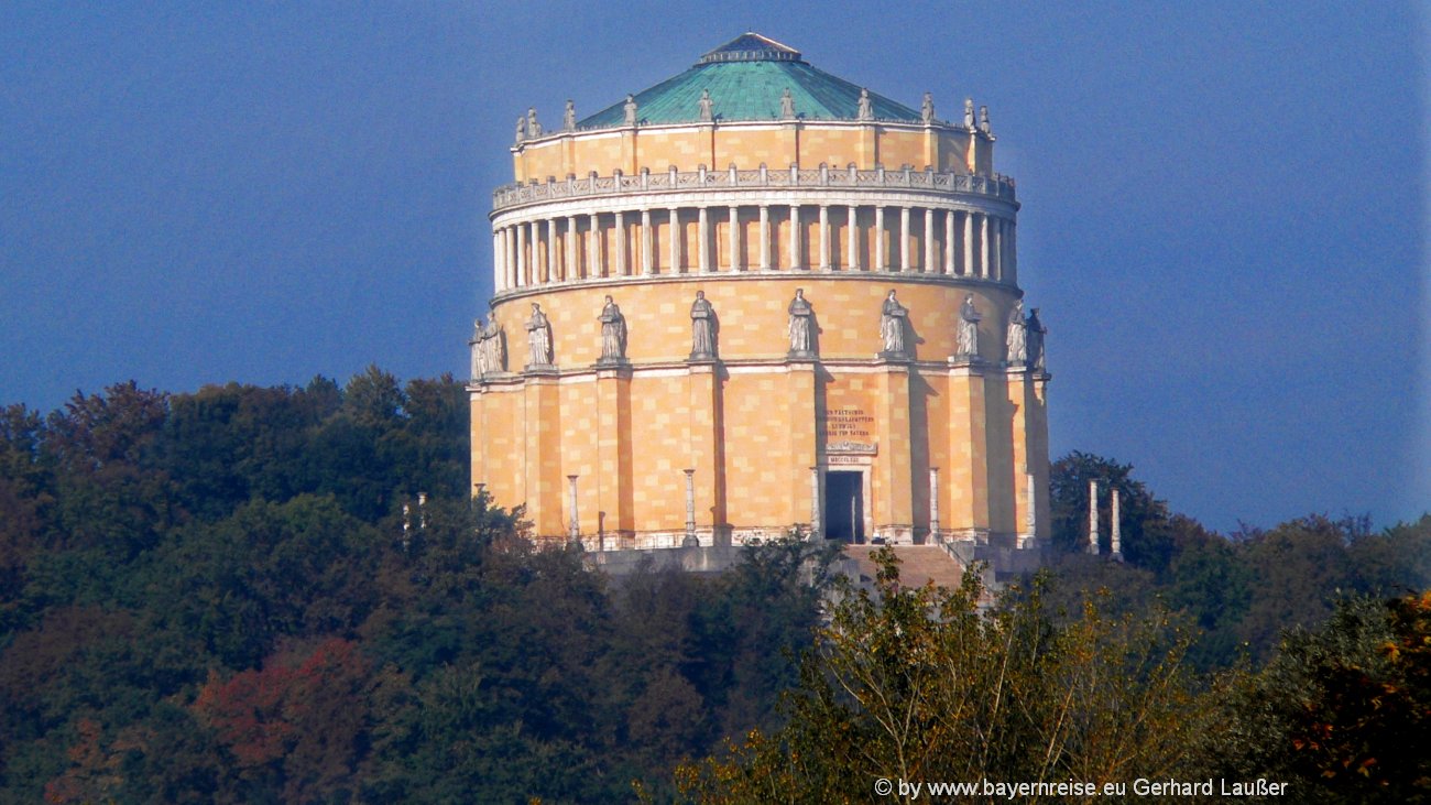 fabulous bilder und fotos von der bei kelheim bild mit treppe foto von hinten vom berg aus with bilder mit