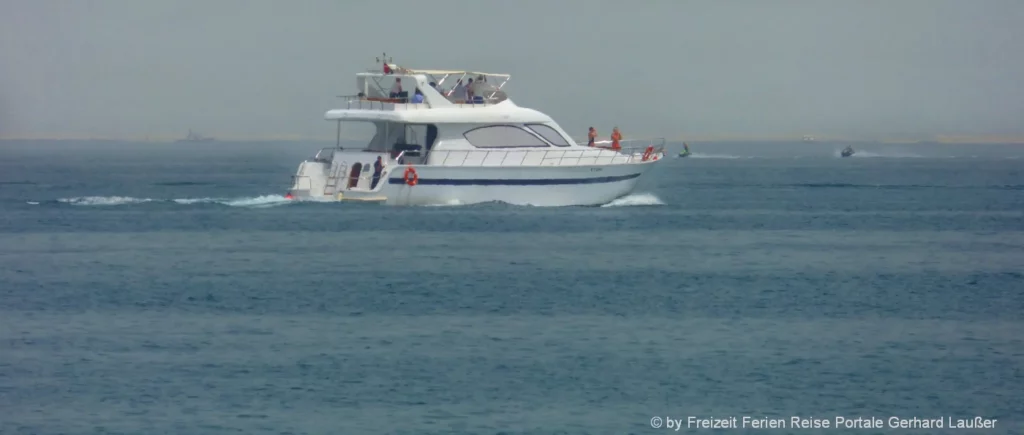 Bootsurlaub im Mittelmeer Yacht mieten Sportboot fahren Adria