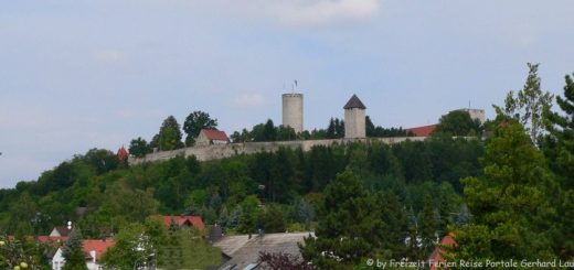 burglengenfeld-burgansicht-panorama-660