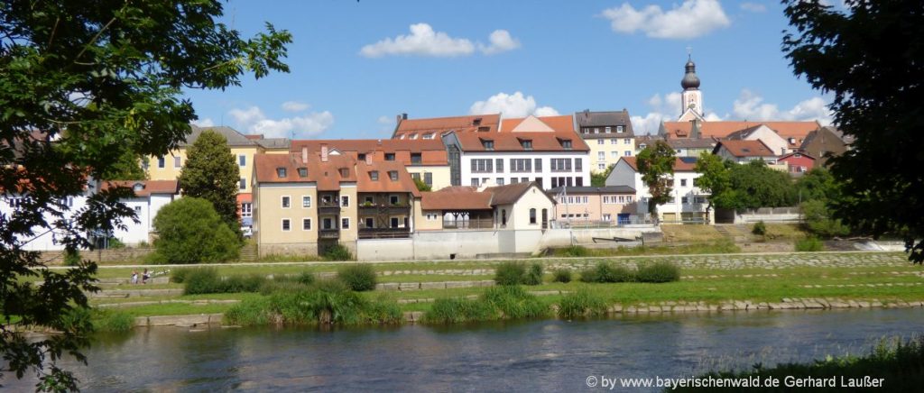 günstige Hotels im Landkreis Cham am Regen Fluss Hotels bei Cham - Wellnesshotels, Familienhotels, Tagungshotels