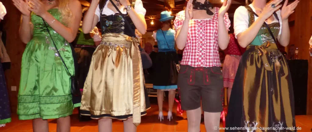 Oktoberfest Stimmung am Rock Festival