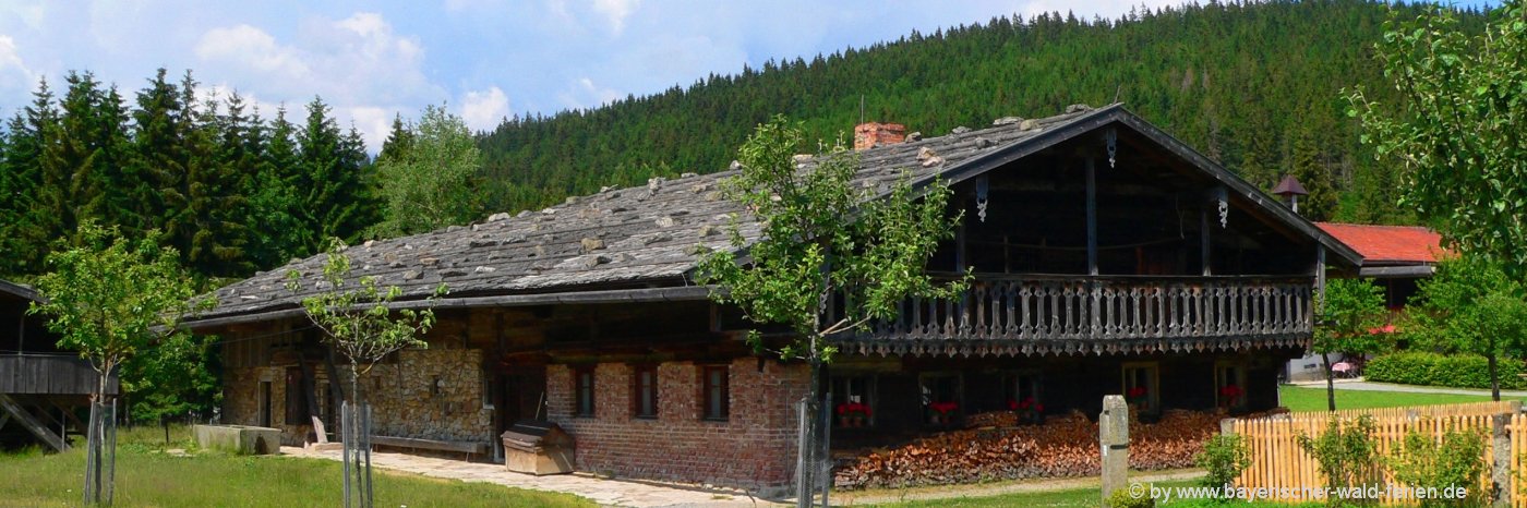 Kulturreisen in Deutschland - Tradition im Bauernhofmuseum entdecken Kulturreisen in Deutschland - Brauchtum und alte Traditionen in Bayern erleben