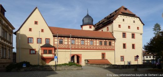 forchheim-kaiserpfalz-museum-ausflugsziele-freizeitangebote-ausenansicht