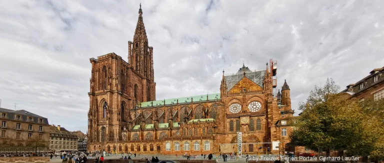 frankreich-staedtereisen-strassburg-attraktionen-liebfrauenmuenster-cathedrale-notre-dame