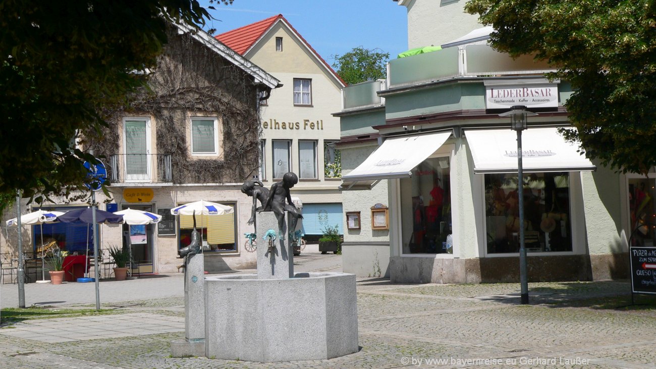 freilassing-berchtesgadener-land-innenstadt-brunnen-1300