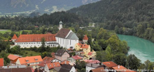 sehenswürdigkeiten-füssen-ausflugsziele-allgäu-kloster-kirche-fluss-lech-berge