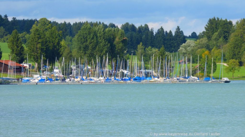 Motorboot fahren in Bayern sportlicher Urlaub am Wasser