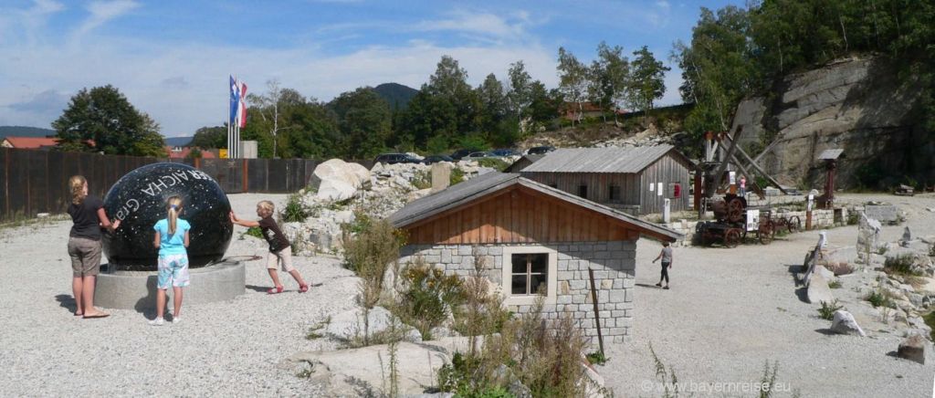 SteinWelten Hauzenberg - Granit & Stein Museum  Granitzentrum Hauzenberg Bayerischer Wald