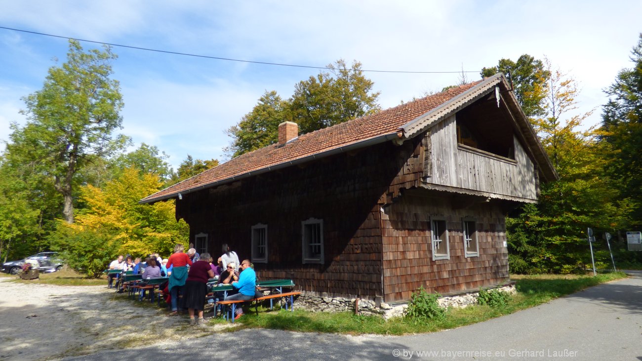 Freizeitzentrum Hoher Bogen wandern Sommerrodelbahn