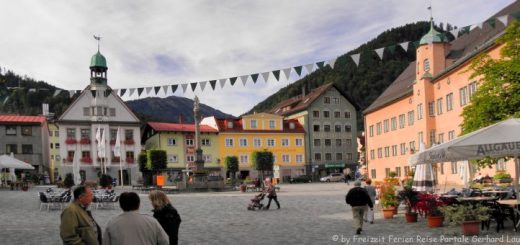 sehenswürdigkeiten-immenstadt-ausflüge-altstadt-historischer-marktplatz-panorama-660