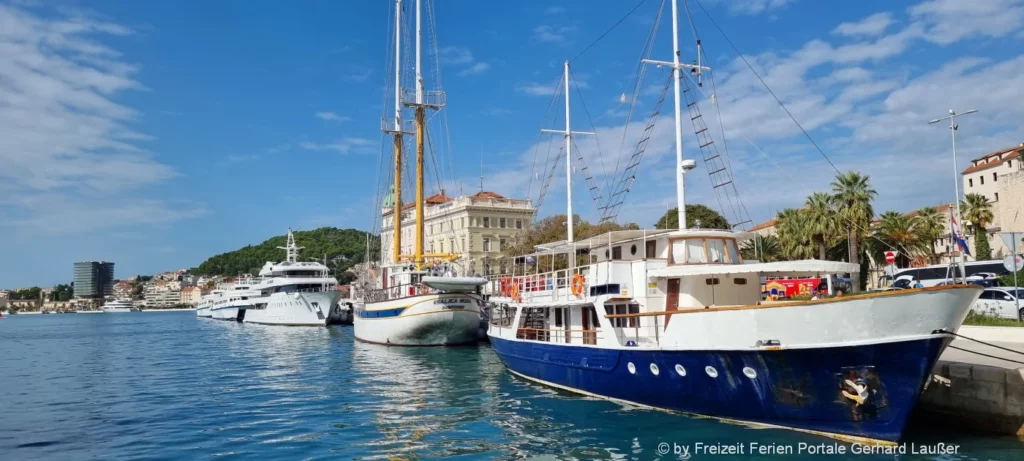 Bootsurlaub in Kroatien Split Yachthafen Meer Marina Boot Chartern