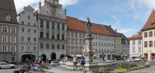 landsberg-am-lech-historische-altstadt-marktplatz-panorama-660