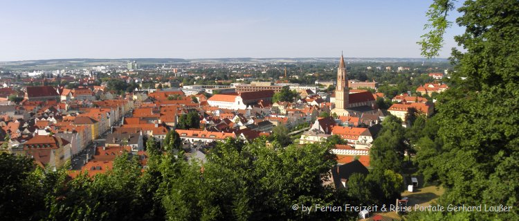 Sehenswürdigkeiten Landshut Ausblick von Burg Trausnitz Sehenswürdigkeiten Landshut Ausblick von Burg Trausnitz