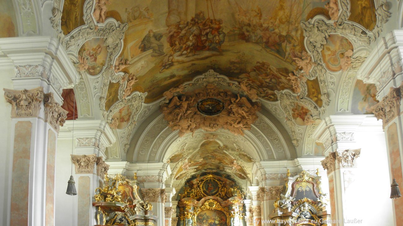 Kloster Metten in Niederbayern Sehenswürdigkeiten Prälatengarten