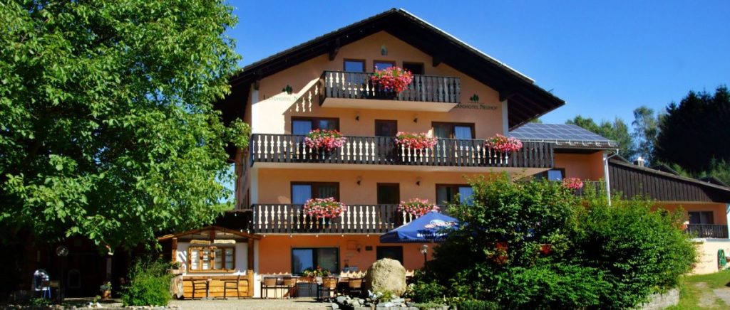 Wanderhotel, Motorradhotel & Bikerhotel in Niederbayern