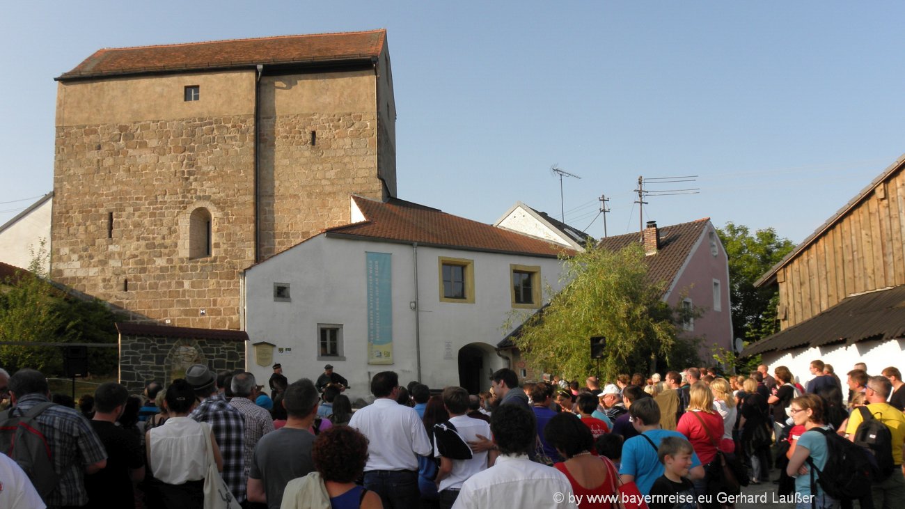 nittenau-burg-hof-am-regen-geisterwanderung-freizeittipps