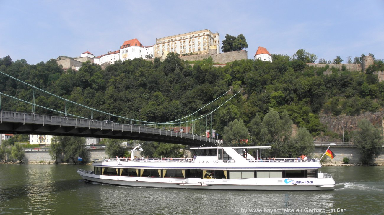 Donau Schifffahrt Passau Wien Österreich Donauschifffahrt Bayern Donaukreuzfahrt Donau Schifffahrt Passau Wien Österreich Donauschifffahrt Bayern Donaukreuzfahrt