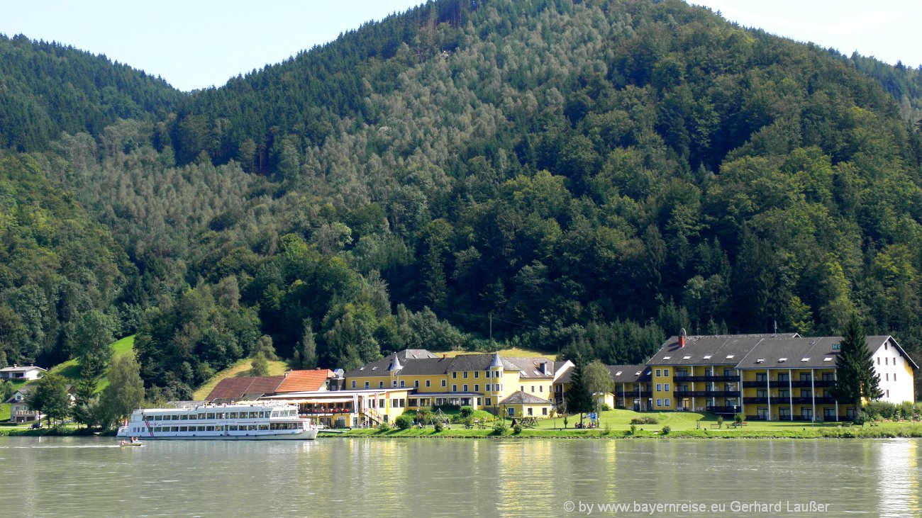 Donau Schifffahrt Passau Wien Österreich Donauschifffahrt Bayern Donaukreuzfahrt Donau Schifffahrt Passau Wien Österreich Donauschifffahrt Bayern Donaukreuzfahrt