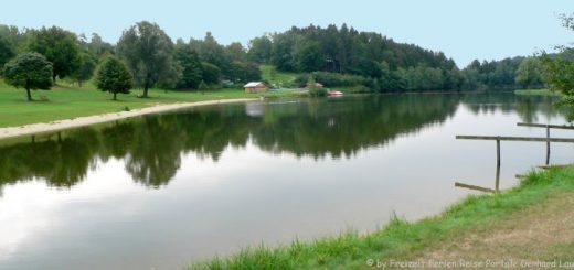 ausflugsziele-rannasee-wegscheid-naturbadesee-panorama-660