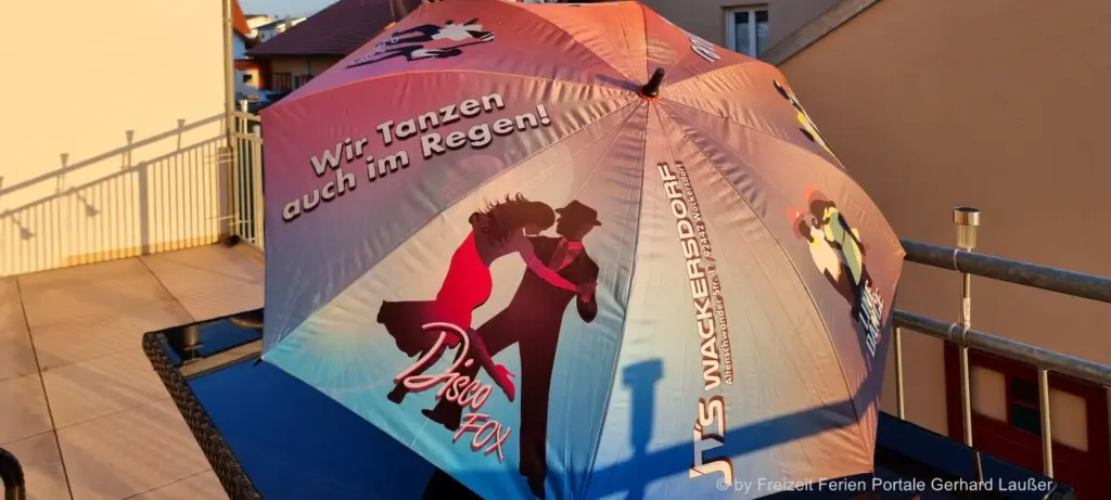 Hochwertige Regenschirme bedrucken mit Logo Nachhaltige Werbegeschenke