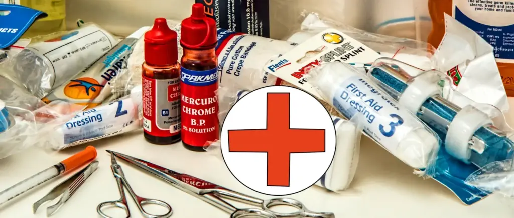 Reiseapotheke für unterwegs Erste Hilfe Set Urlaub First-Aid-Kit