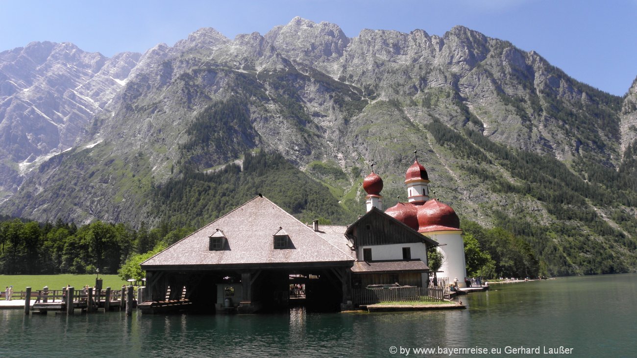 sankt-bartholomae-kirche-ansicht-berchtesgaden-koenigssee-watzmann-1300