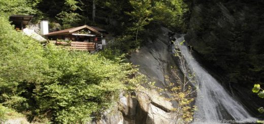 ausflugsziele-sonthofen-starzlachklamm-sehenswürdigkeiten-wasserfall
