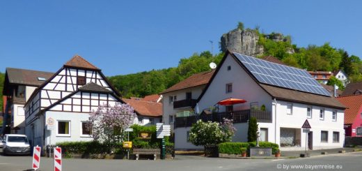 ausflugsziele-streitberg-ortschaft-fachwerkhaus-fränkische-schweiz