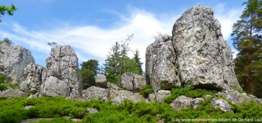 viechtach-grosser-pfahl-rundwanderweg-felsenformation-bayerischer-wald-ausflugsziele