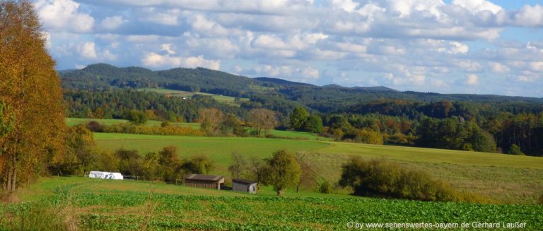 waischenfeld-ausflugsziele-fraenkische-schweiz-landschaft-wiesent-tal
